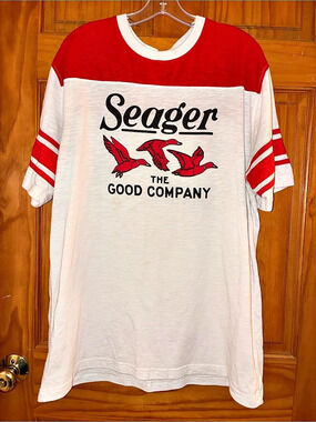 Seager Co Riggins Crew Graphic Tee Red White Flying Ducks Stripe Sleeve XXL